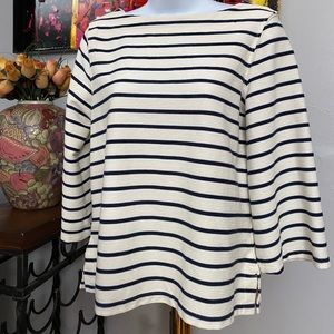 SALE‼️‼️4/$20

*Buy 4 items that are listed on sale! Bundle up and offer 20.